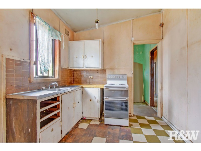 112 Wilkes Crescent, Tregear NSW 2770