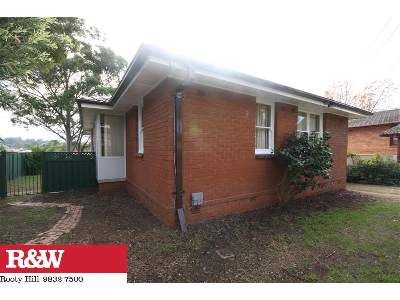 48 PARKES CRESCENT, Blackett NSW 2770