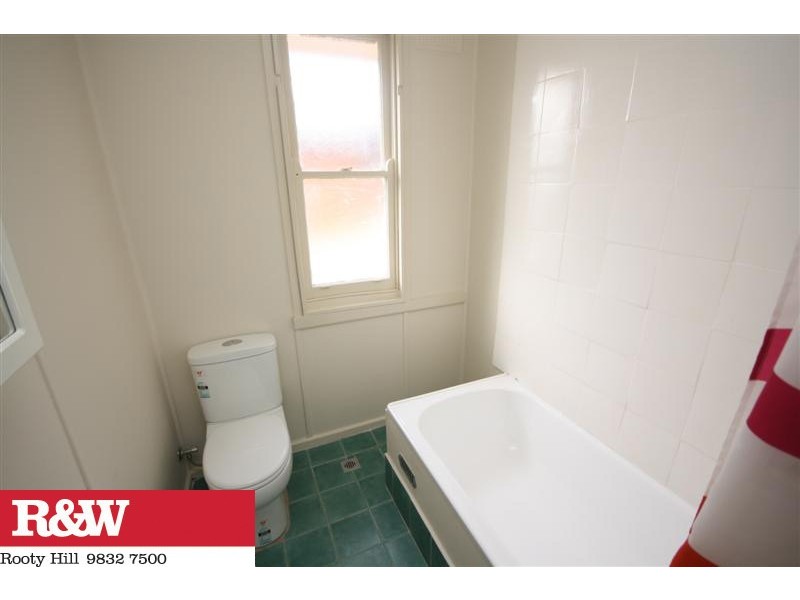 48 PARKES CRESCENT, Blackett NSW 2770