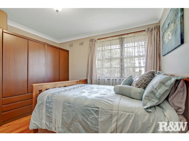 64 Parkes Crescent, Blackett NSW 2770