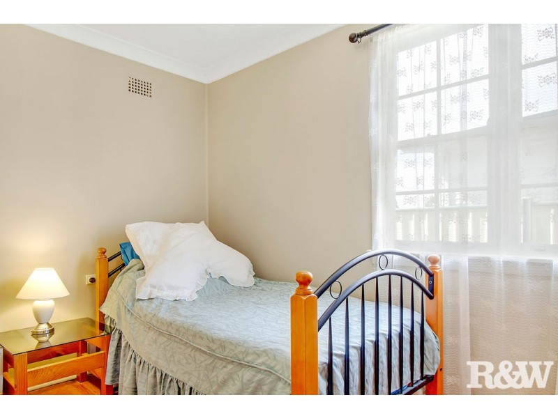 64 Parkes Crescent, Blackett NSW 2770