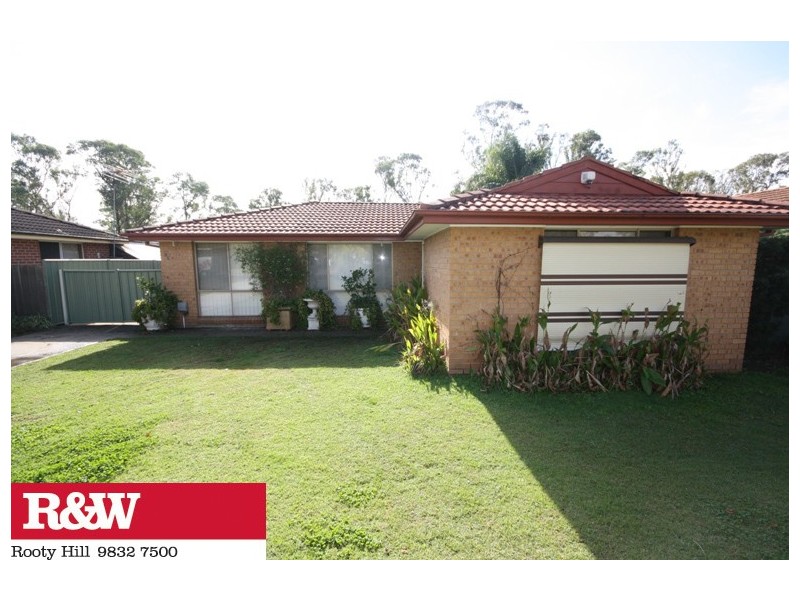 35 COLEBEE CRESCENT, Hassall Grove NSW 2761