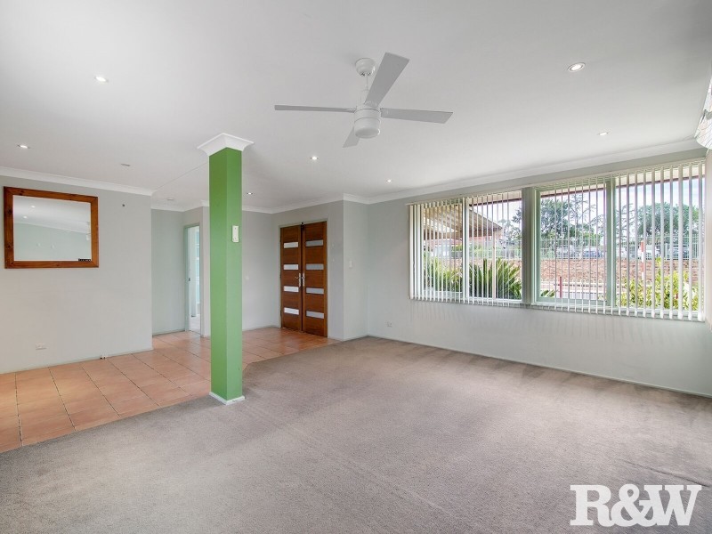1/13 St Johns Road, Campbelltown NSW 2560