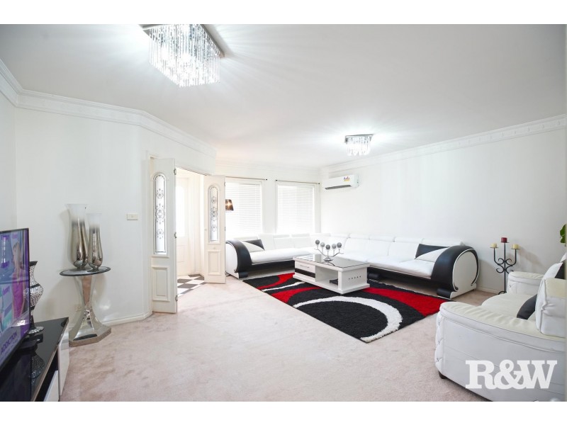 12 Fleurs Street, Minchinbury NSW 2770