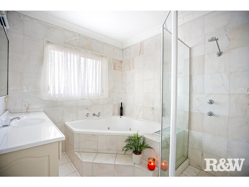 12 Fleurs Street, Minchinbury NSW 2770