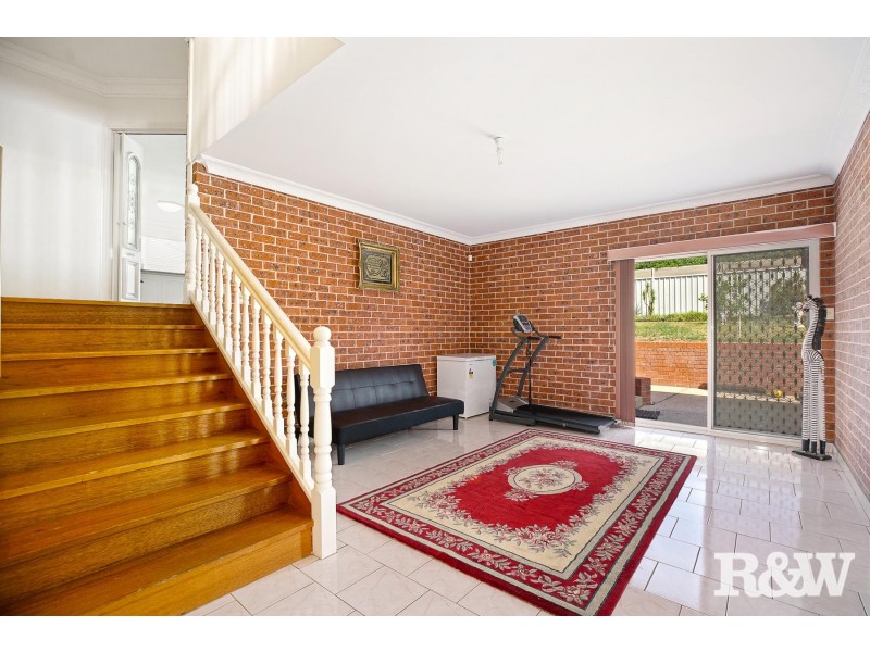 12 Fleurs Street, Minchinbury NSW 2770
