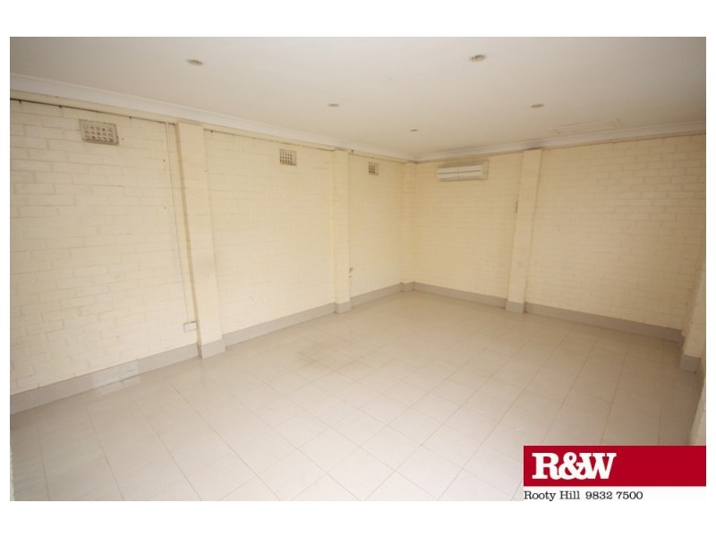 4 TRIPOLI ROAD, Fairfield West NSW 2165