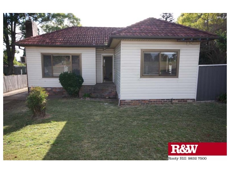 15 STAPLETON STREET, St Marys NSW 2760