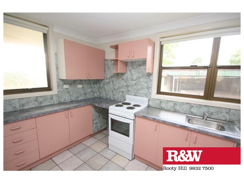 15 STAPLETON STREET, St Marys NSW 2760