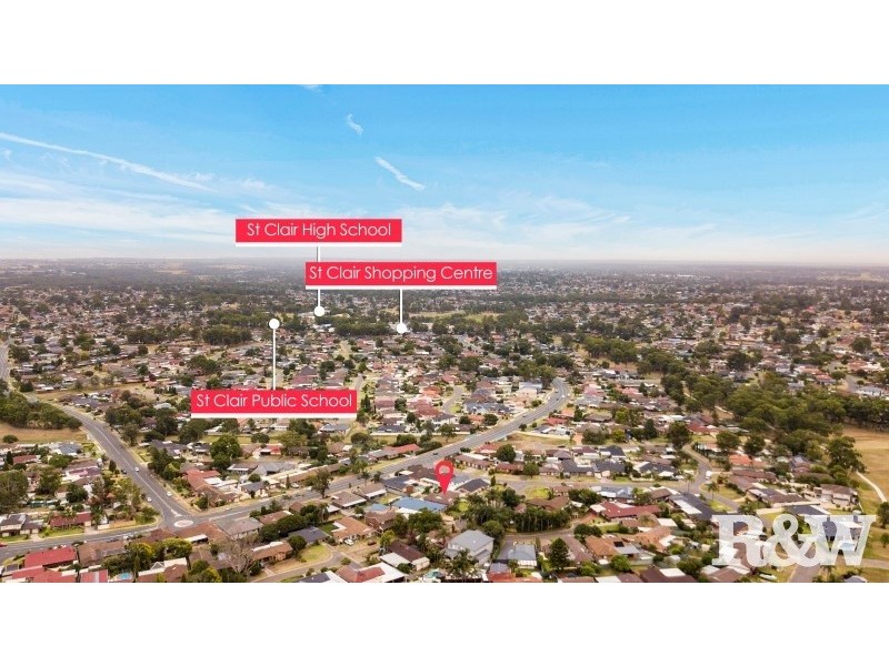 15 Grumman Place, St Clair NSW 2759