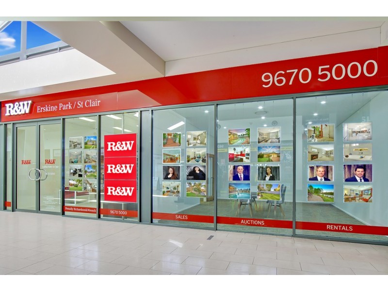 15 Grumman Place, St Clair NSW 2759