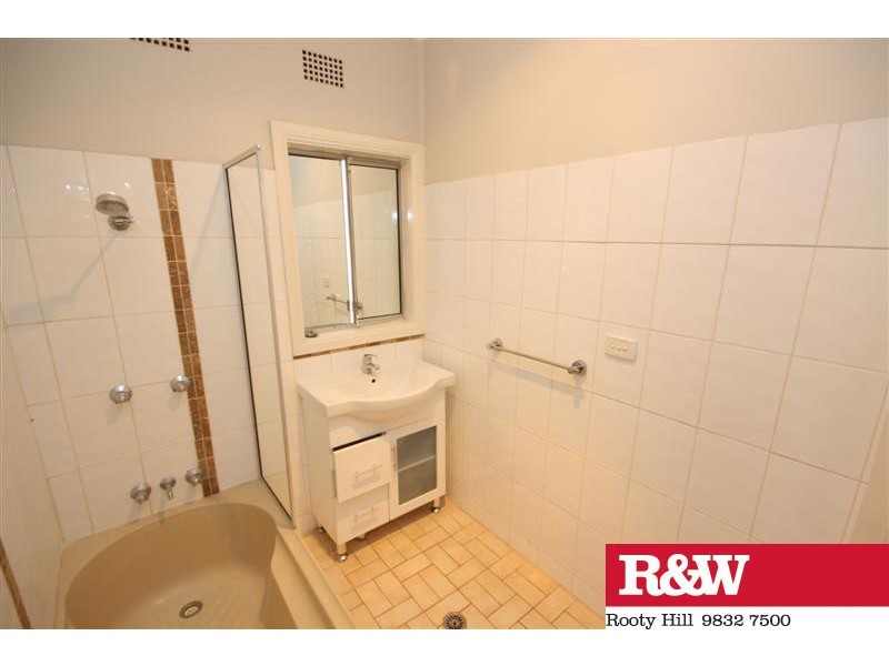 17 BREYLEY ROAD, Cambridge Park NSW 2747