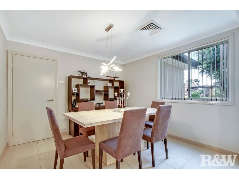 1 Lilley Street, St Clair NSW 2759