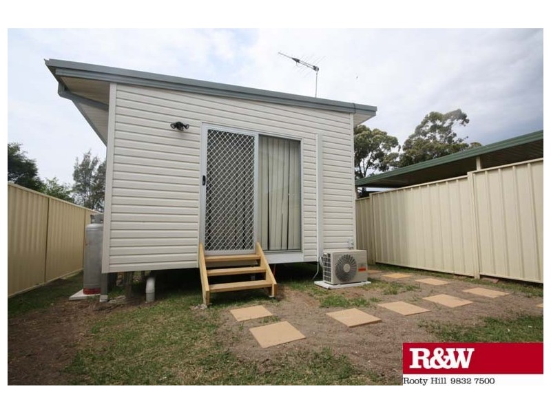 95A MANILA ROAD, Lethbridge Park NSW 2770