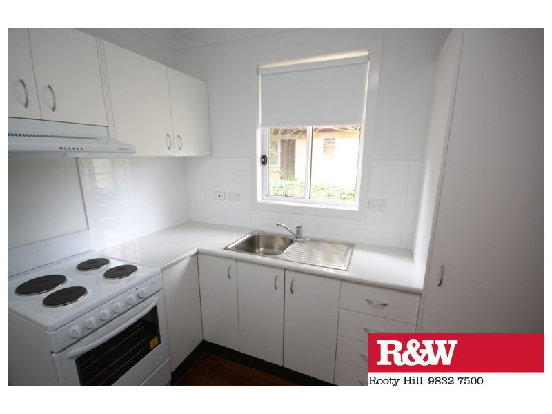 60 LUCENA AVENUE, Lethbridge Park NSW 2770