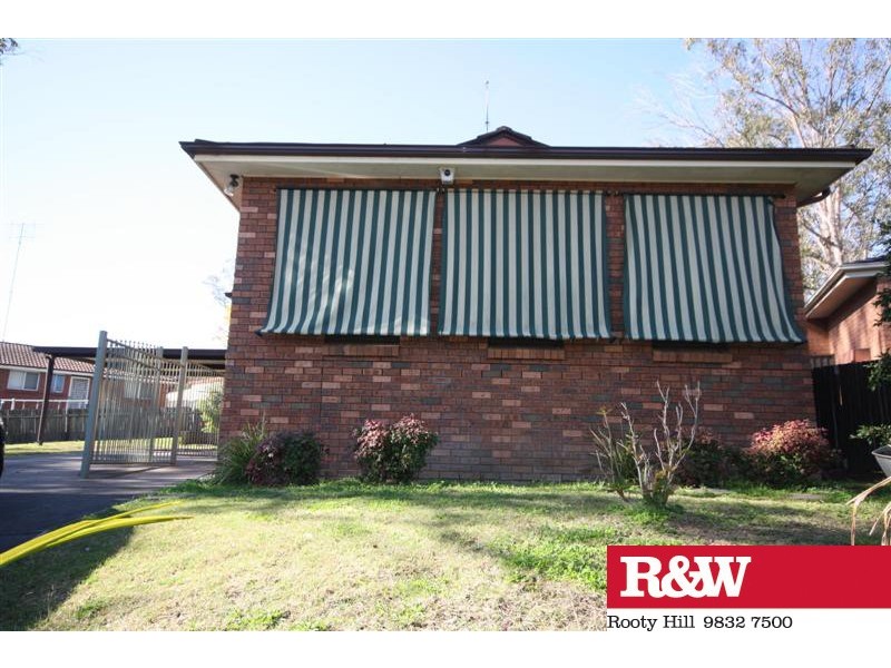 9 ROSELLA PLACE, Cranebrook NSW 2749