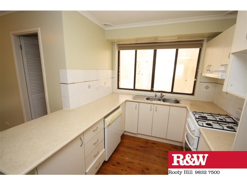 9 ROSELLA PLACE, Cranebrook NSW 2749