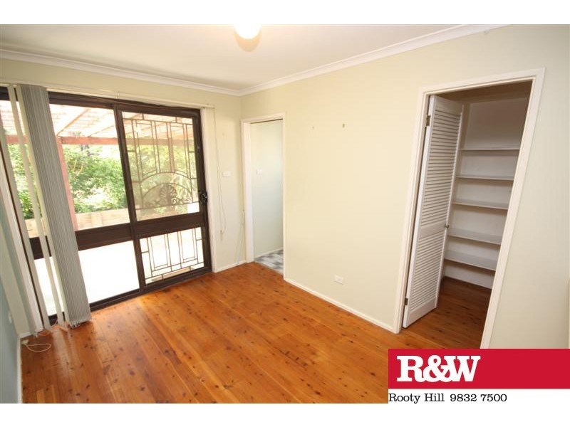 9 ROSELLA PLACE, Cranebrook NSW 2749