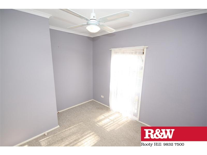 9 ROSELLA PLACE, Cranebrook NSW 2749