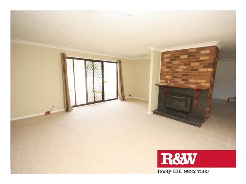 19 BRIERY PLACE, Cranebrook NSW 2749