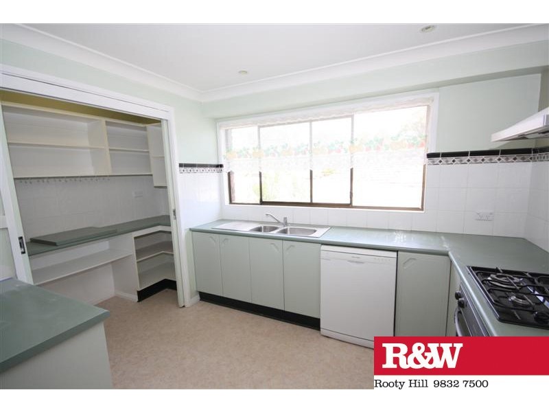 19 BRIERY PLACE, Cranebrook NSW 2749