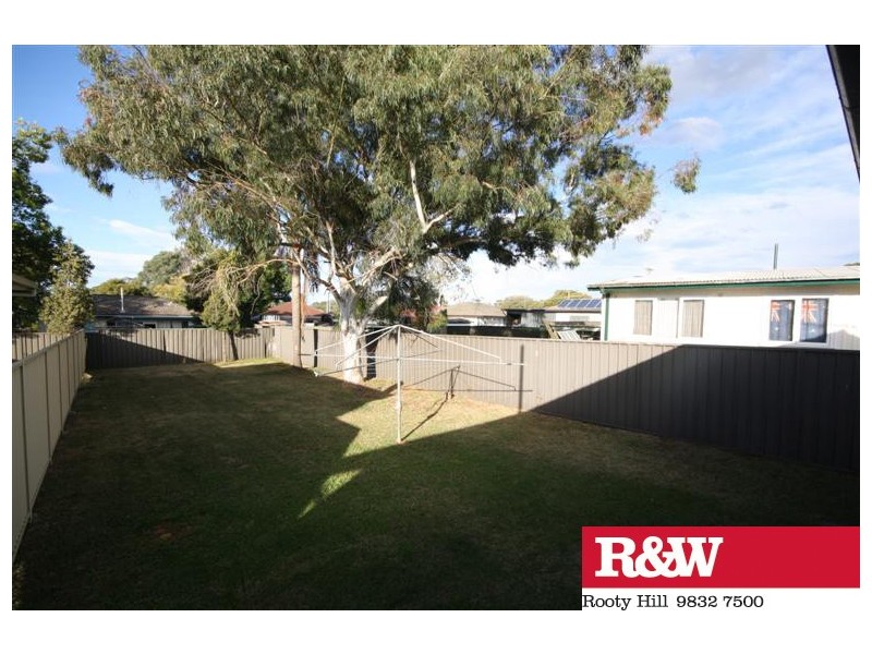 50 MAPLE ROAD, North St Marys NSW 2760