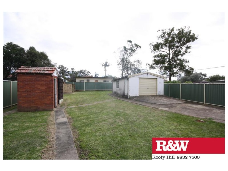 11 PENFOLD STREET, Eastern Creek NSW 2766