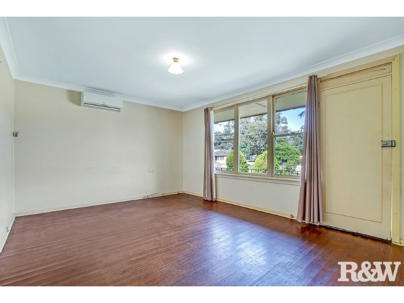 19 Leyte Avenue, Lethbridge Park NSW 2770