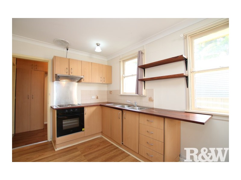 19 Leyte Avenue, Lethbridge Park NSW 2770