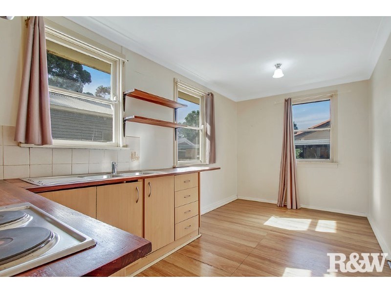 19 Leyte Avenue, Lethbridge Park NSW 2770