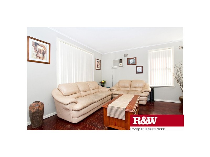 214 LUXFORD ROAD, Whalan NSW 2770