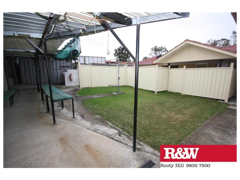 9 CHESTNUT CRESCENT, Bidwill NSW 2770