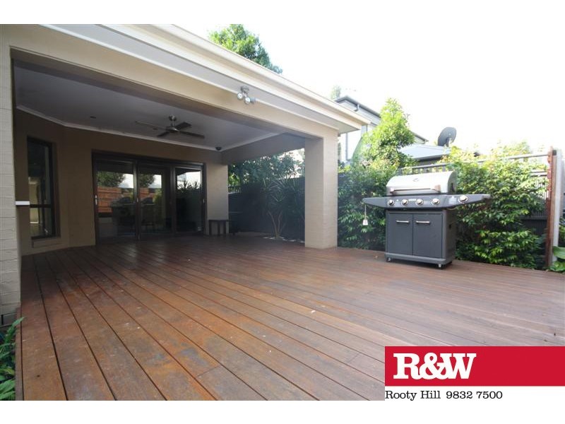 21 BRANNIGAN PLACE, Ropes Crossing NSW 2760