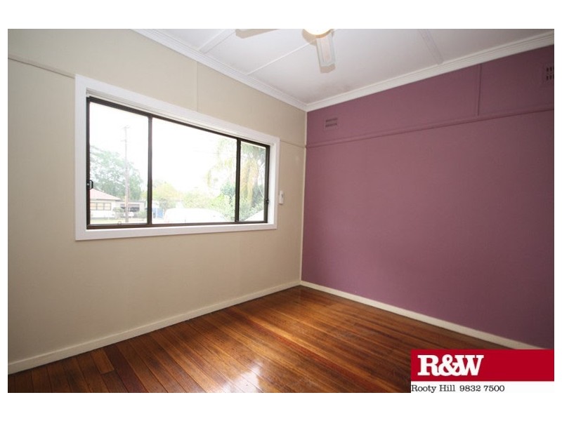 50 MAMRE ROAD, St Marys NSW 2760