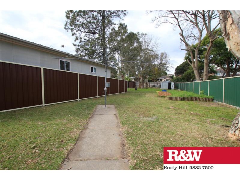 56 BARKER STREET, Cambridge Park NSW 2747