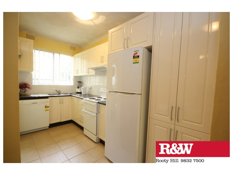 2/52 SADDINGTON STREET, St Marys NSW 2760