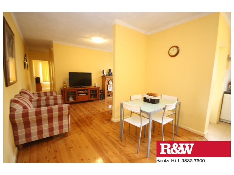 2/52 SADDINGTON STREET, St Marys NSW 2760