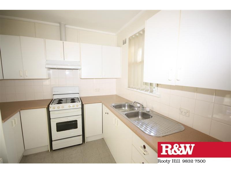 8 Cedar Crescent, North St Marys NSW 2760