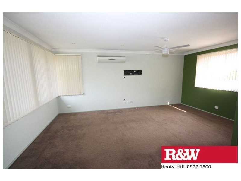 1/13 ST JOHNS ROAD, Campbelltown NSW 2560
