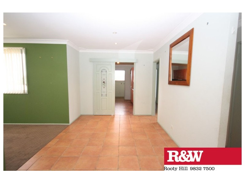 1/13 ST JOHNS ROAD, Campbelltown NSW 2560