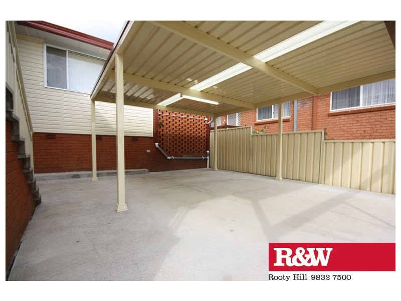 1/13 ST JOHNS ROAD, Campbelltown NSW 2560