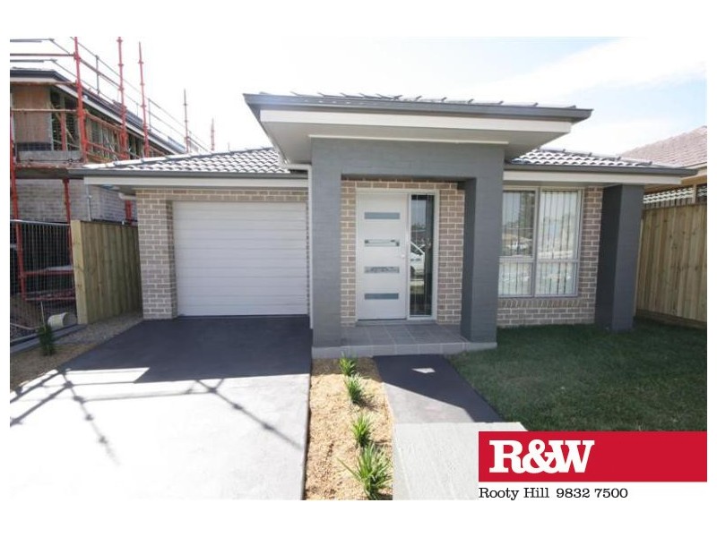 6 TWYNAM PLACE, Minto NSW 2566