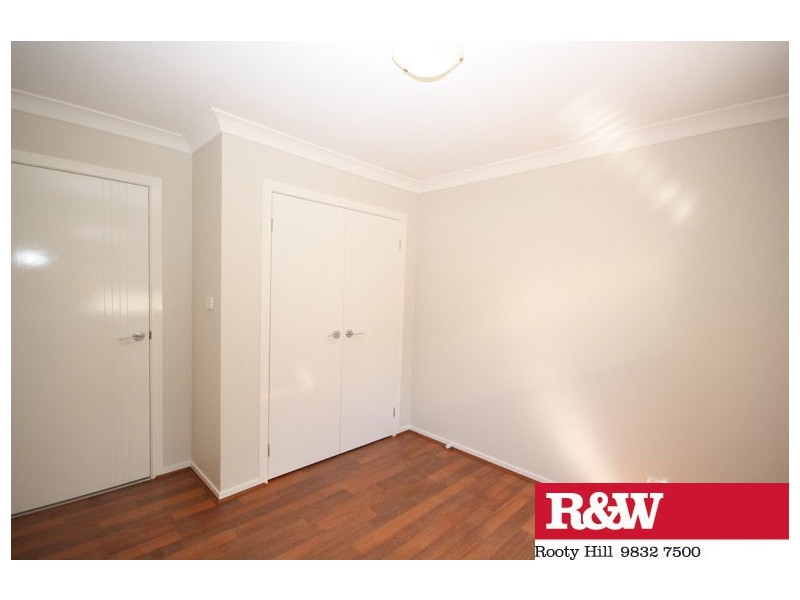 6 TWYNAM PLACE, Minto NSW 2566