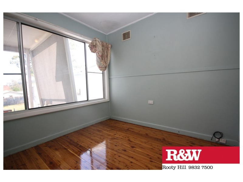 8 MINCHINBURY STREET, Eastern Creek NSW 2766