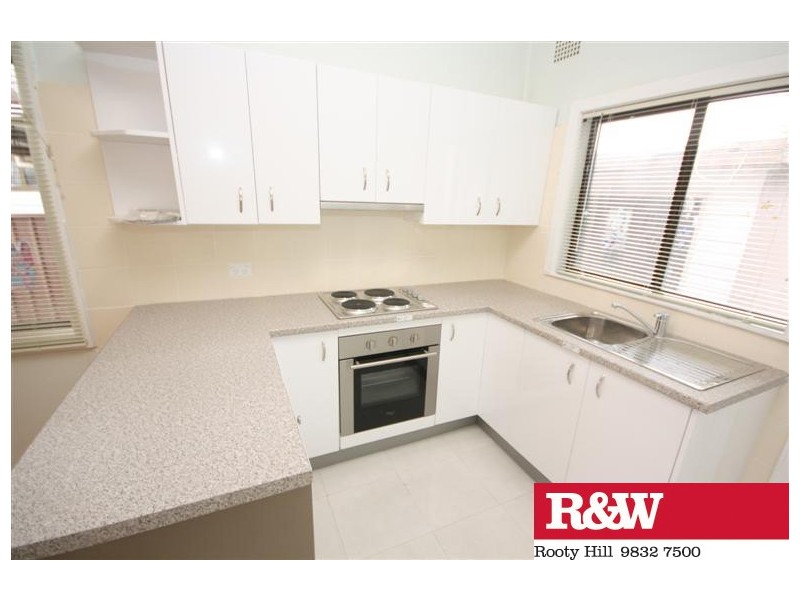 37 WYCOMBE STREET, Doonside NSW 2767