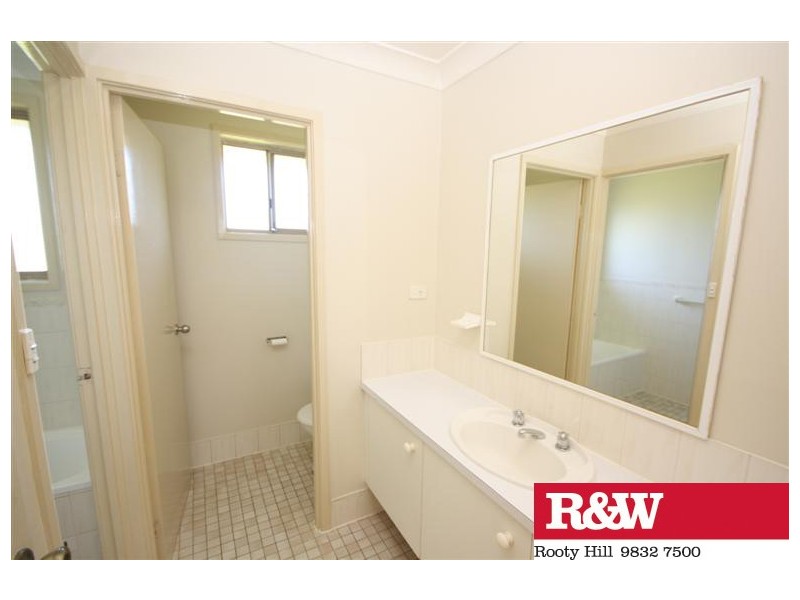 42 SIMMS ROAD, Oakhurst NSW 2761