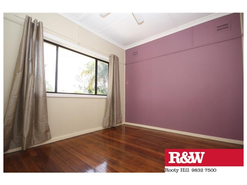 50 MAMRE ROAD, St Marys NSW 2760