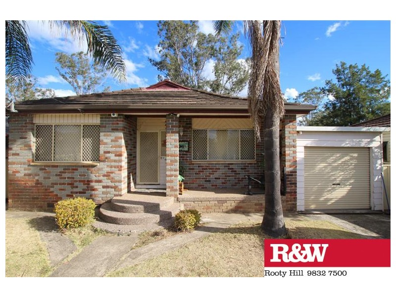 33 CHEVIOT STREET, Mount Druitt NSW 2770