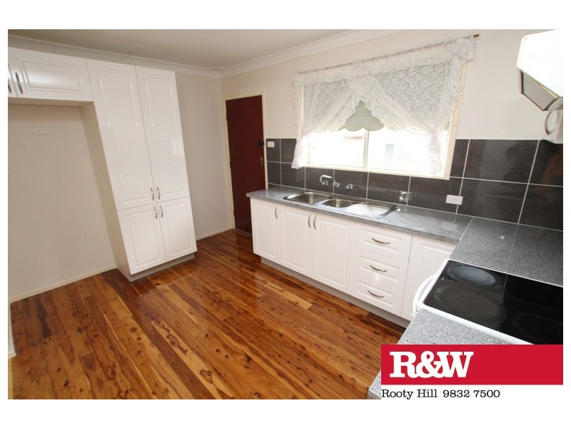 2 TARUN PLACE, Dharruk NSW 2770