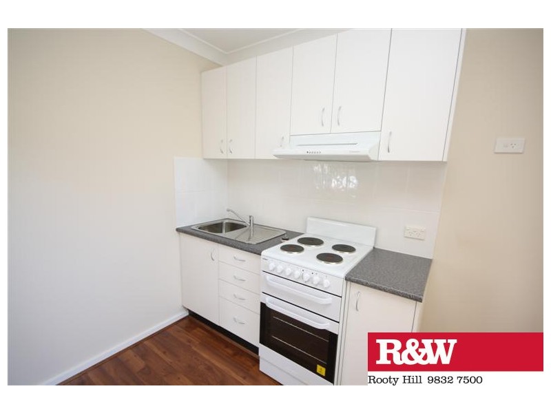 41A LINGAYEN AVENUE, Lethbridge Park NSW 2770